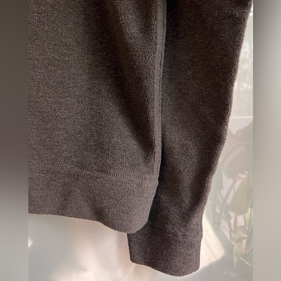 Kit and Ace Fleece Chillout Button Down Pullover in Black sz M - Picture 8 of 8